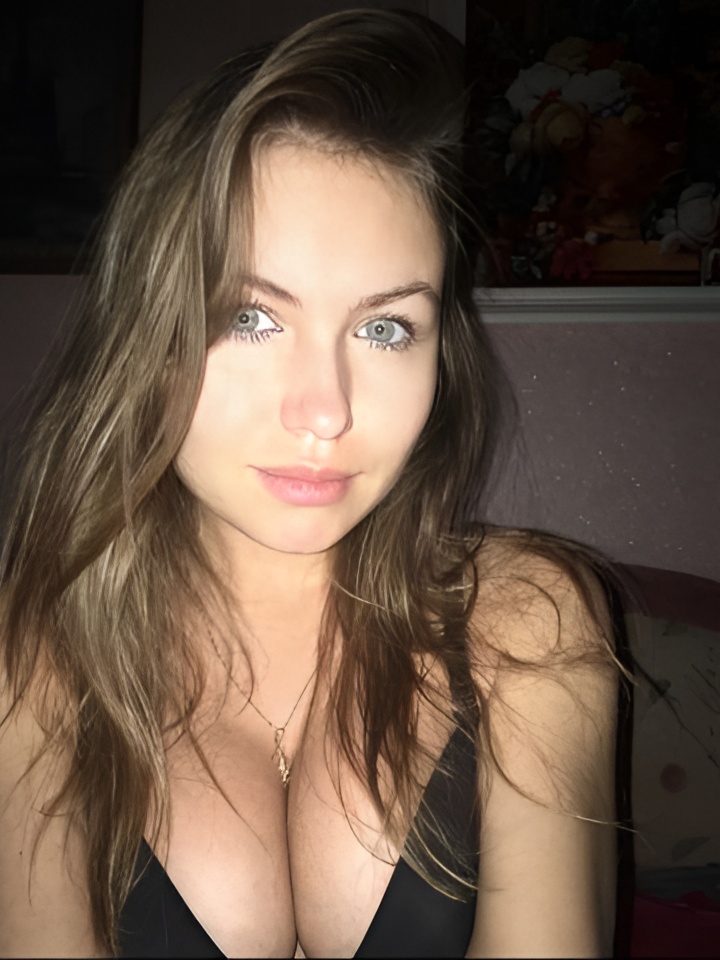 Стефания привлекальеная девушка из Майский цена от 10000 руб