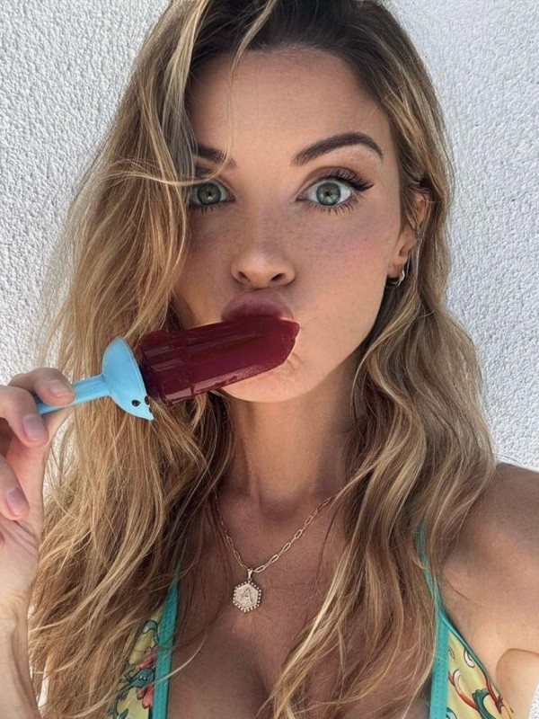 Жанна привлекательная девушка из Майский цена от 5000 руб